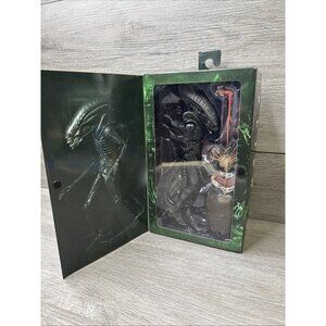 ALIEN BIG CHAP Ultimate Edition 40th Anniversary action figure~NECA